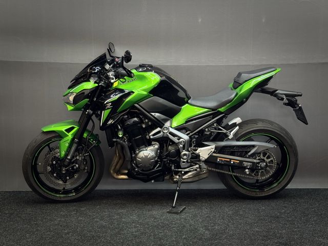 kawasaki - z900