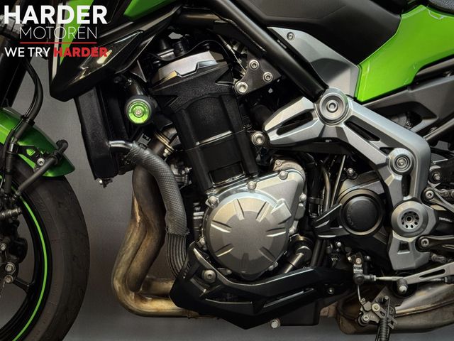 kawasaki - z900