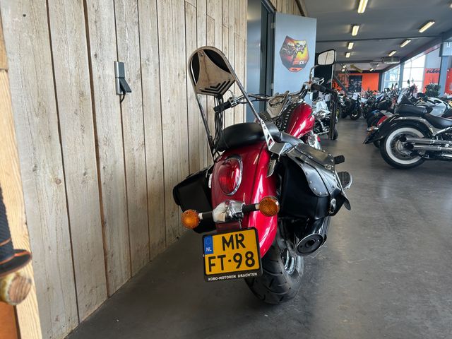 kawasaki - vn-900-classic
