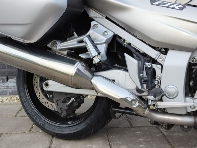 yamaha - fjr-1300