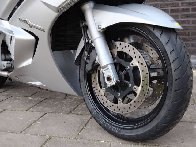 yamaha - fjr-1300