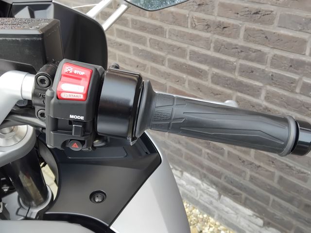 yamaha - fjr-1300