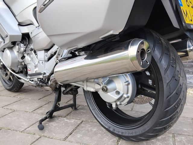 yamaha - fjr-1300
