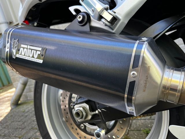 suzuki - gsx-r-1300-hayabusa