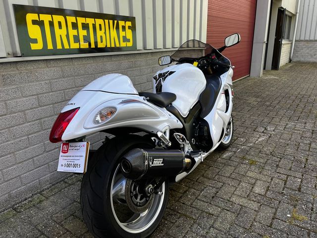 suzuki - gsx-r-1300-hayabusa