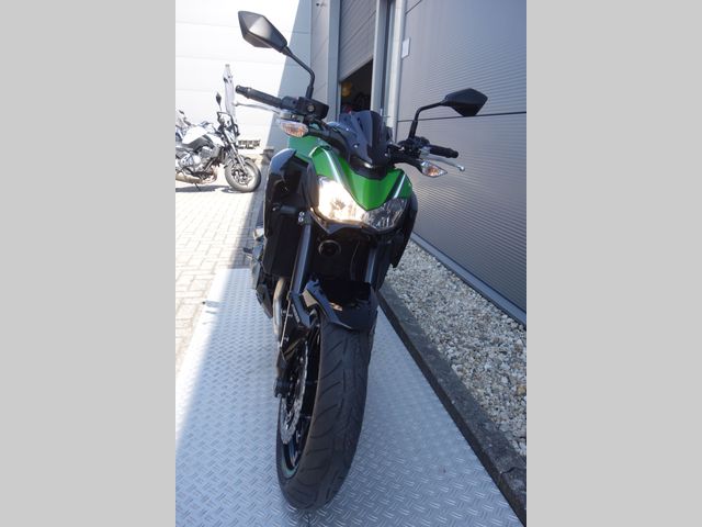kawasaki - z900-performance