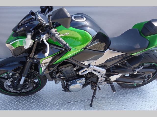 kawasaki - z900-performance