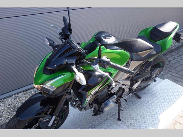 kawasaki - z900-performance
