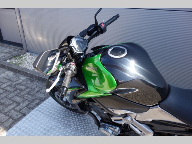 kawasaki - z900-performance