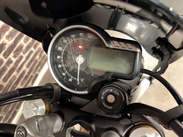 triumph - scrambler-400-x