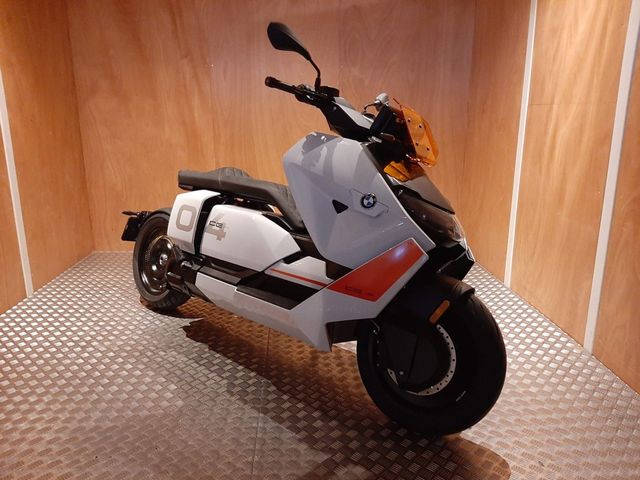 bmw - ce-04