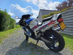 Suzuki GSX-R 750 W 1993 occasion – foto 6 van 22