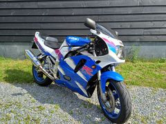 Suzuki GSX-R 750 W 1993 occasion – foto 20 van 22