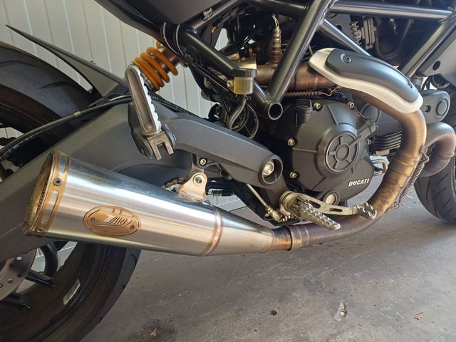 ducati - monster-797