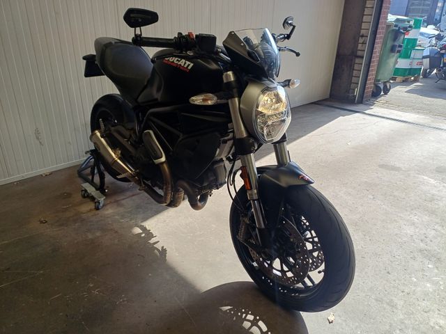 ducati - monster-797