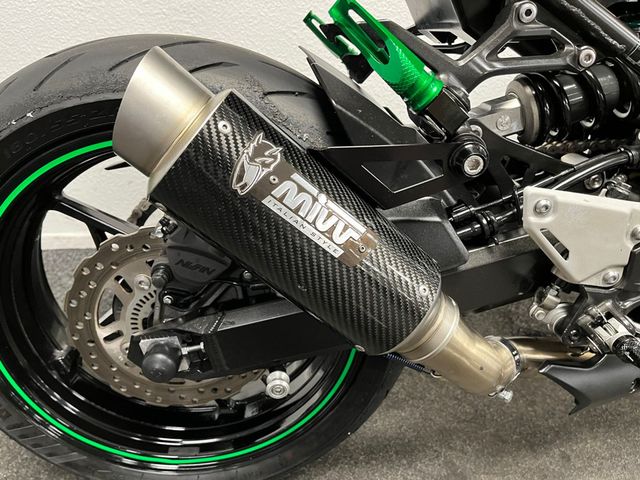 kawasaki - z900