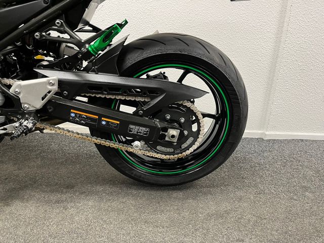 kawasaki - z900