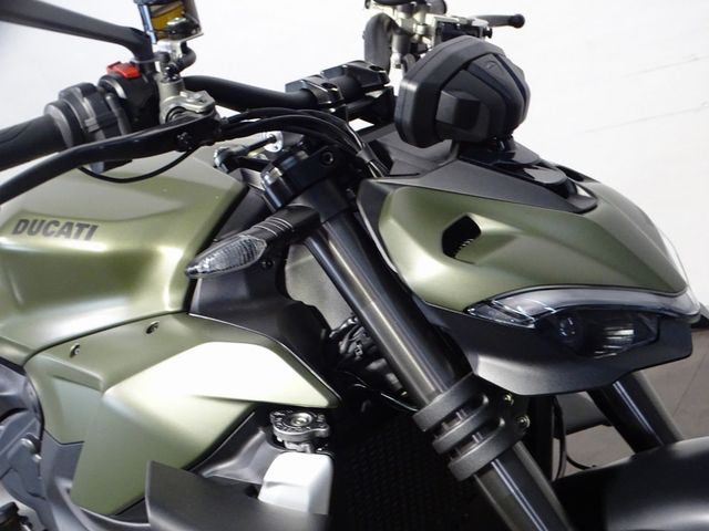 ducati - streetfighter-v2