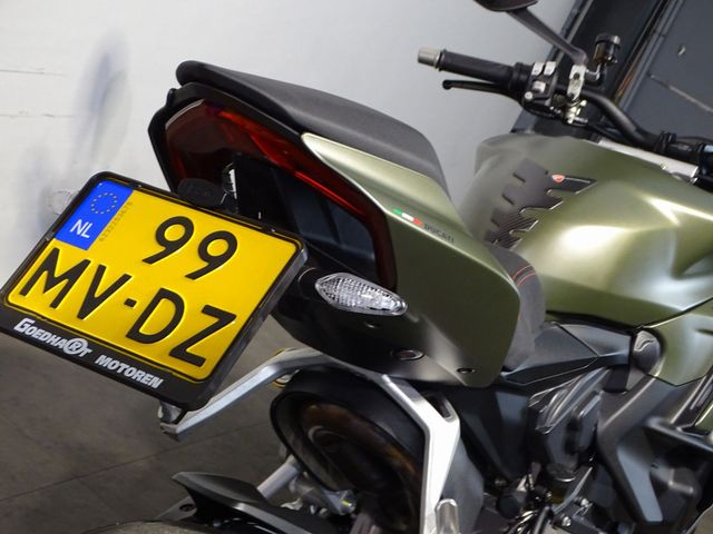 ducati - streetfighter-v2