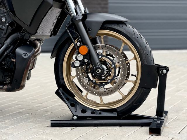 yamaha - tracer-7