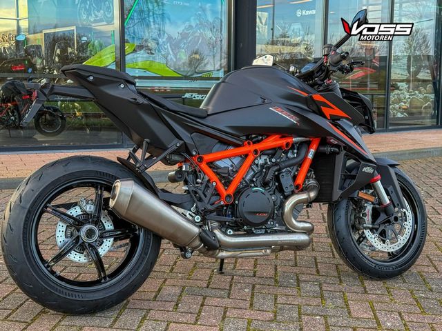 ktm - 1390-super-duke-r