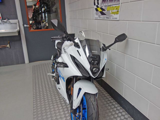 suzuki - gsx-8r