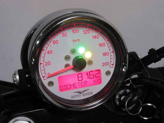 moto-guzzi - v-9-roamer