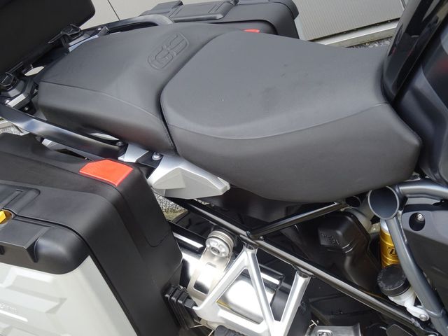 bmw - r-1250-gs-adventure