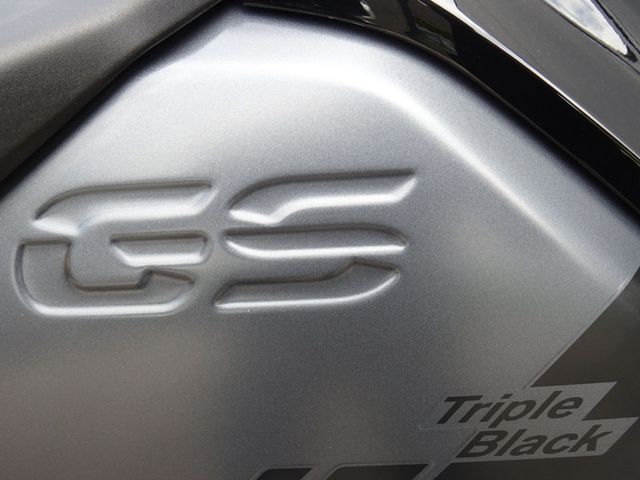 bmw - r-1250-gs-adventure