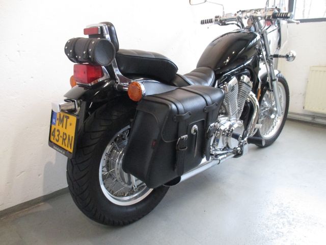 suzuki - vs-750-intruder