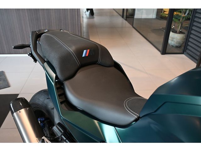bmw - m-1000-xr