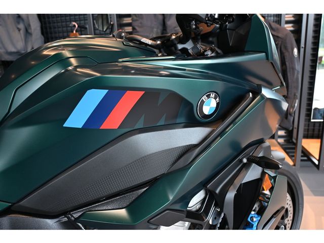bmw - m-1000-xr