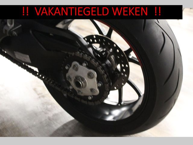 ducati - 796-monster