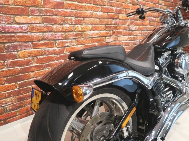 harley-davidson - rocker-c-fxcwc