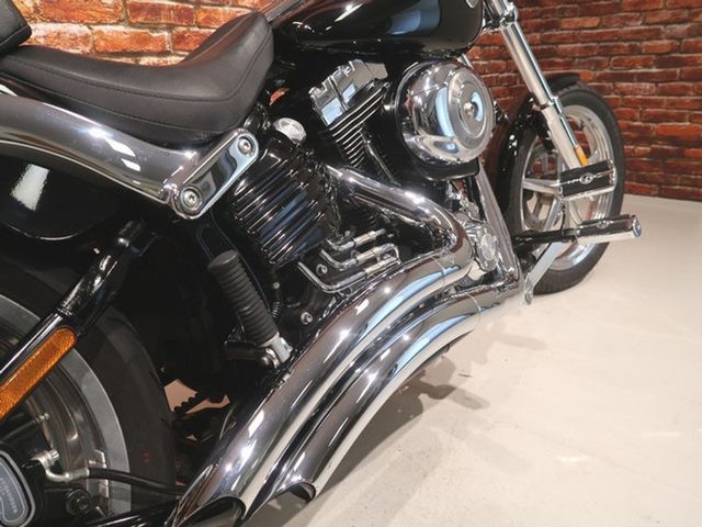 harley-davidson - rocker-c-fxcwc