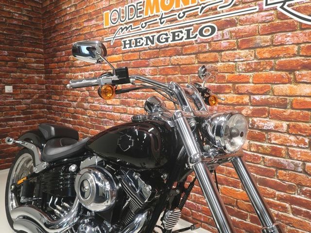 harley-davidson - rocker-c-fxcwc