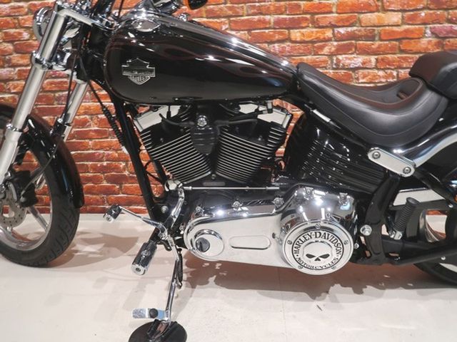 harley-davidson - rocker-c-fxcwc