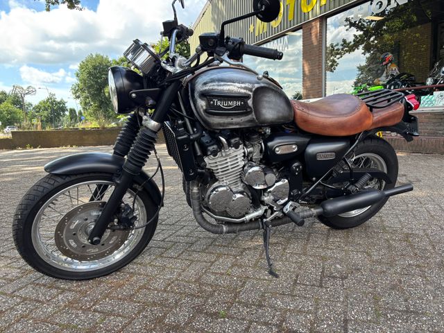 triumph - thunderbird
