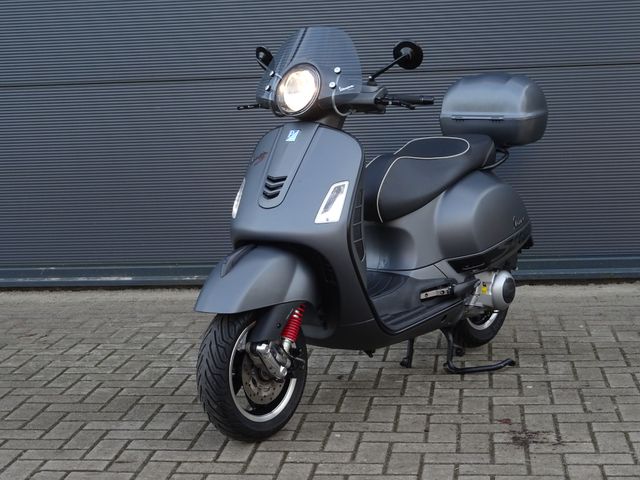 vespa - gts-300-super-sport