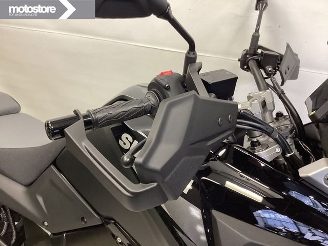suzuki - v-strom-1050-a