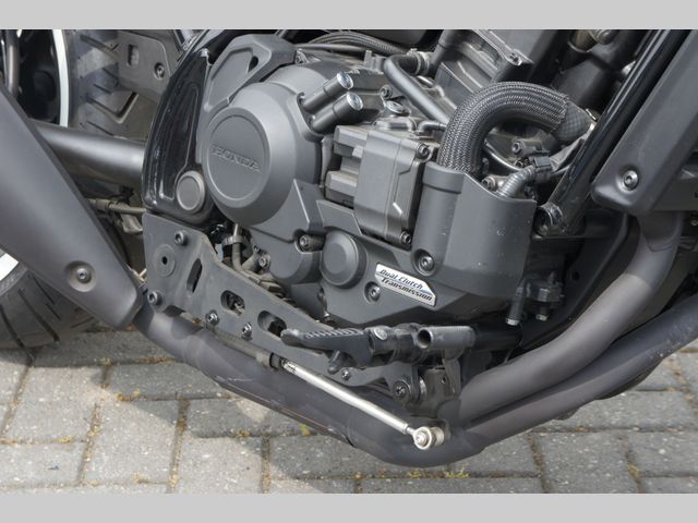 honda - cmx-1100-rebel-dct