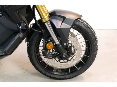 HONDA X-ADV SPECIAL EDITION – foto 4