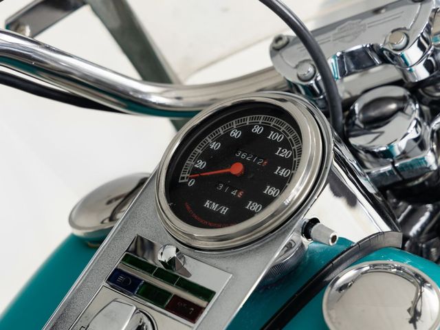 harley-davidson - heritage-softail-classic-flstc