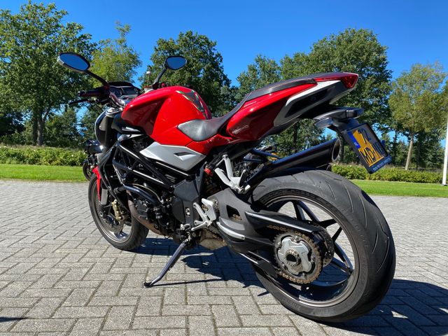 mv-agusta - brutale-990-r