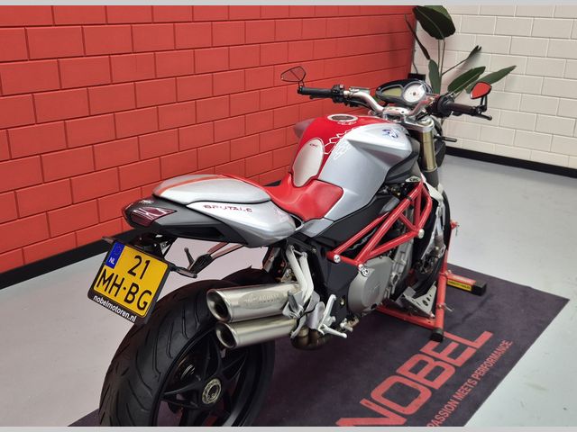 mv-agusta - brutale-910