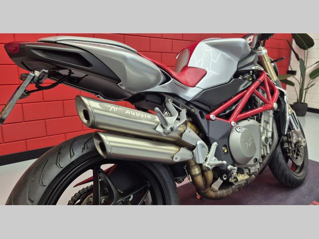 mv-agusta - brutale-910