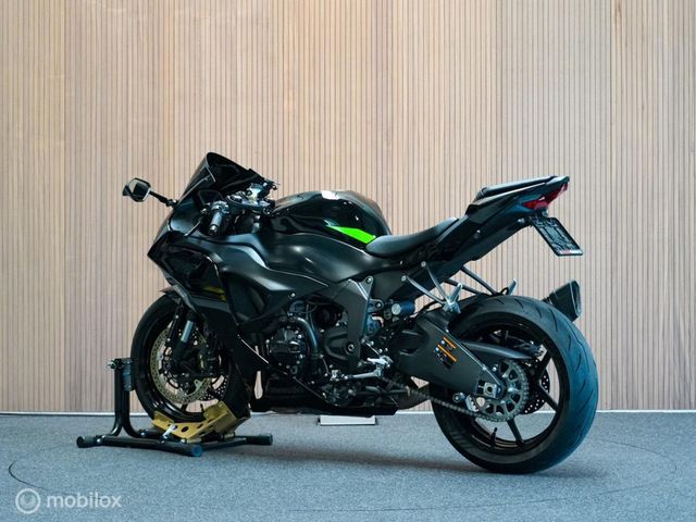 kawasaki - ninja-zx-6r