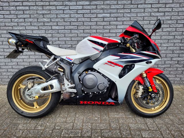 honda - cbr-1000-rr-fireblade