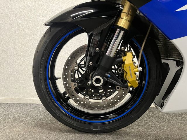 suzuki - gsx-r-750