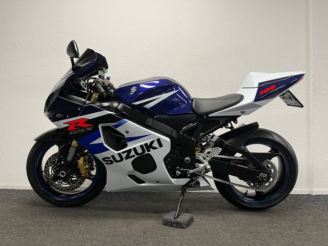 suzuki - gsx-r-750